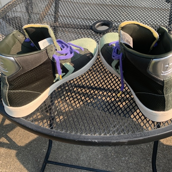 Converse (BHM) men size 10 - Picture 4 of 6